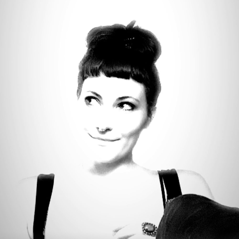 Meet your Posher, Erica.